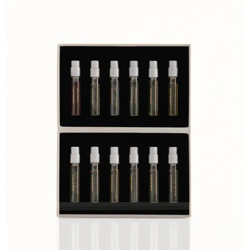 Maison de L'Asie Discovery Set